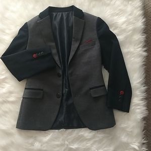 Boys A.X.N.Y black and gray blazer